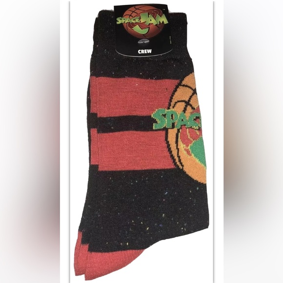 Space Jam Crew Socks 2 Pair Men 8-12 Black Red  w Basketball Jordan Looney Tunes - Picture 8 of 8